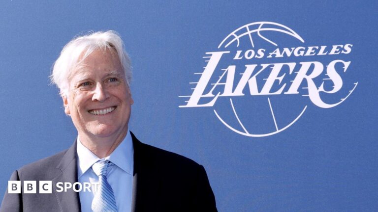Кто является потенциальным владельцем La Lakers Марк Уолтер?