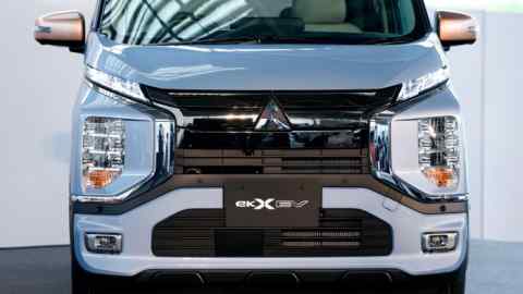 Электромобиль EK X Mitsubishi на фабрике в Курашики, Япония