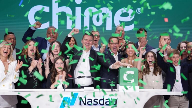 VCS Iconiq потратил два года, устроившись на Cancem, и фирма не продает свою долю