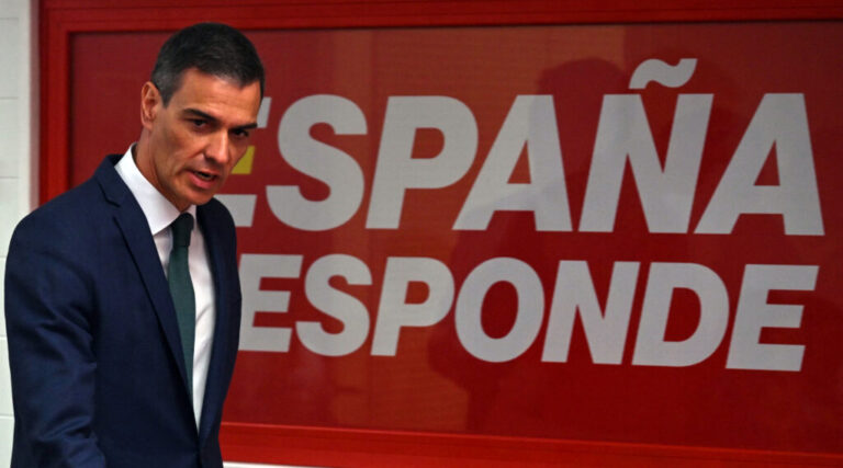 En Espagne, Les Scandales de Corruption Mettent Le Premier Ministre Sous Pression Pour Convoquer des élections ожидаемые — Politico