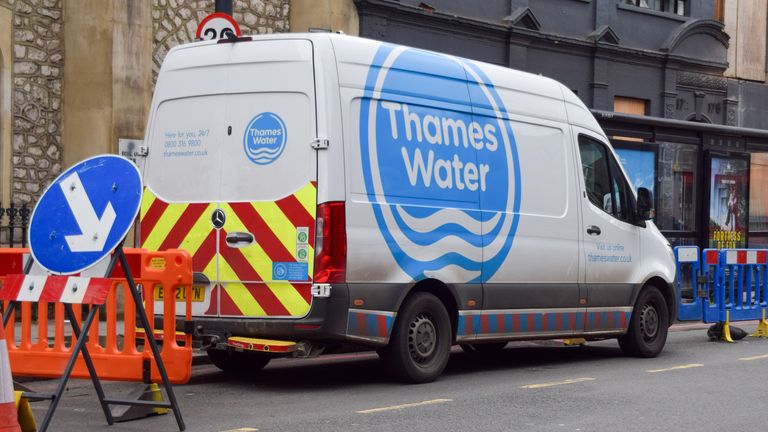 Кредиторы Thames Water выстраивают в очередь McTige, чтобы возглавить сделку по спасению | Великобритания новости