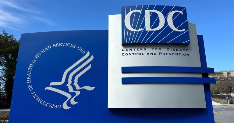 Чиновник CDC, наблюдающий за данными госпитализации Covid
