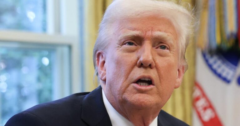 Знаки Трампа запрет на вход из 12 стран, ограничения еще на 7