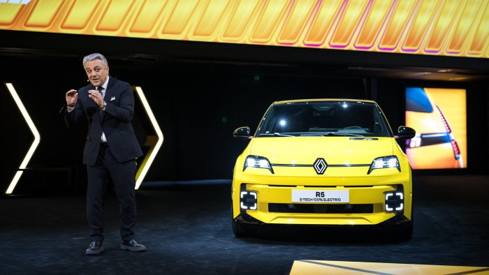 Генеральный директор Renault Лука де Мео уходит, чтобы возглавить Kering