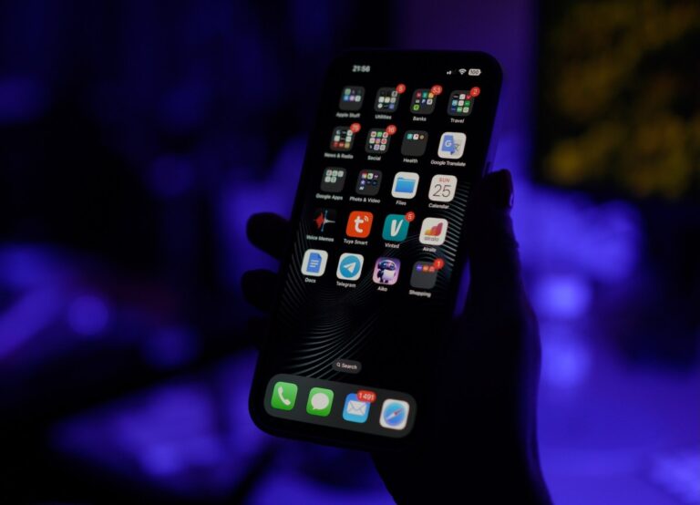 Apple исправляет новые ошибки с нулевым днем ​​iPhone, используемая в Paragon Spyware Hacks