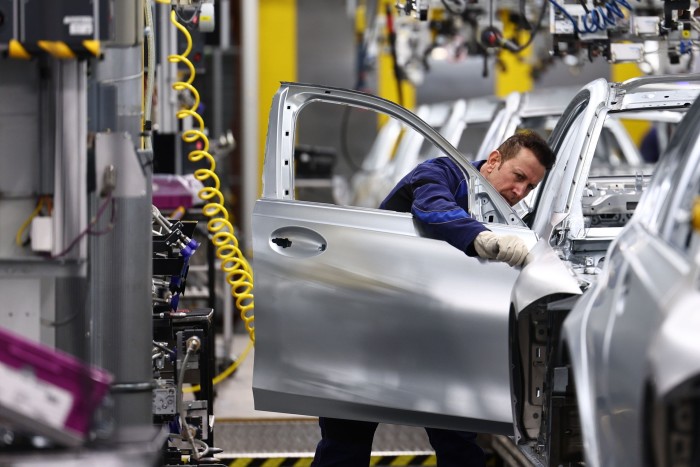 Автомобильная фабрика BMW в Мюнхене