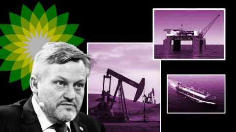 Нефтяные компании залив замедляют приобретение 60 млрд долларов, когда падают цены на нефть.